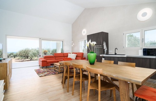 Orosei Casa | Casa vacacional 'Villa Piricone' con vistas al mar, terraza compartida y Wi-Fi