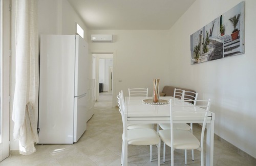 Ostuni Casa | Casa de vacaciones "Villa Terry" con vistas al mar, jardín y Wi-Fi
