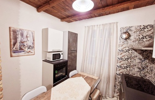 Historic Castle District Apartamento | Holiday Home Virgilio House 2
