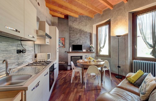 Sulzano Casa | Casa de vacaciones 'Wakesurfhouse 2' con vistas al lago, terraza privada y Wi-Fi