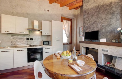Sulzano Casa | Casa de vacaciones 'Wakesurfhouse 2' con vistas al lago, terraza privada y Wi-Fi