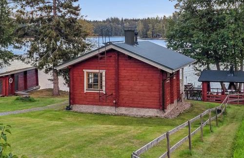 Kuortti Casa | Holiday Home Wanha karminranta by Interhome