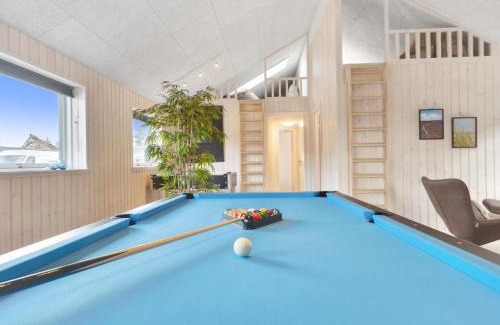Hasmark Strand Casa | Holiday Home Wari - 400m from the sea by Interhome