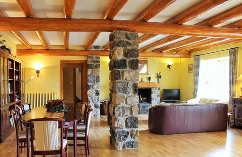 Ceaux-d'Allegre Casa | Villa con piscina privada