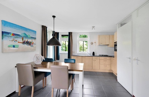 Schoorl Casa | Holiday home with 2 bedrooms, Sunshower, sauna and spacious garden