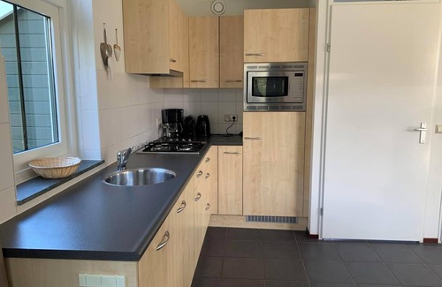 Schoorl Casa | Holiday home with 2 bedrooms, Sunshower, sauna and spacious garden