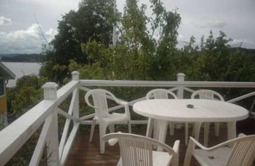Ljungskile Casa | Holiday home with a view of the sea in the Bohuslän region
