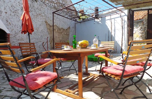 Tribalj Casa | Casa vacacional con parque infantil y sauna