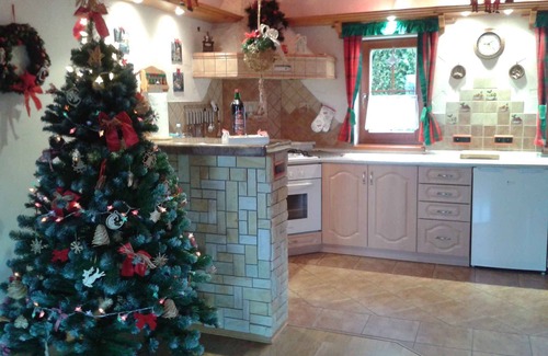 Marianska Casa | Casa vacacional con chimenea y sauna cerca del bosque