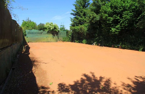 Svinare Casa | Casa vacacional con piscina climatizada con energía solar y pabellón de jardín