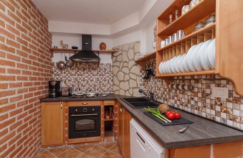 Vinodolska opcina Casa | Casa vacacional con piscina, sauna y aire acondicionado