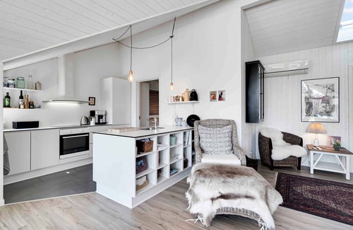 Vejby Casa | Holiday home within walking distance to the water