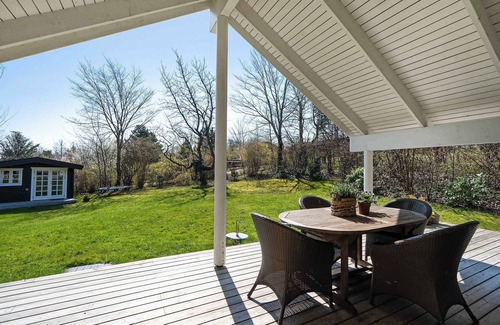 Vejby Casa | Holiday home within walking distance to the water