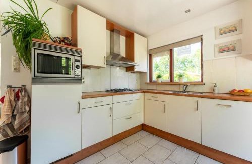 Baarland Casa | Holiday Home Zeeland near Westerschelde