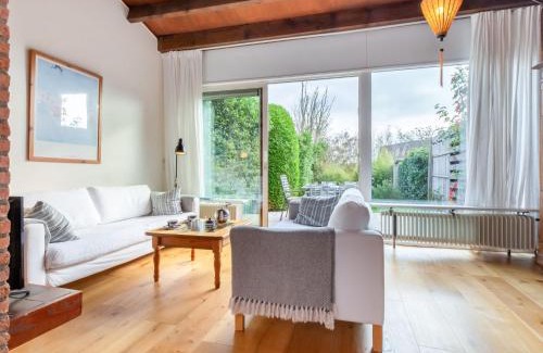Nieuwvliet Casa | Holiday Home Zonnehof Nieuwvliet-Bad by Interhome