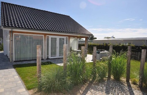 Renesse Villa | Casa de vacaciones Zonnedorp 28, "Het witte Strandhuis"