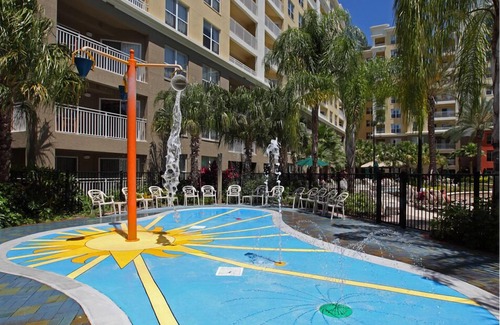 Celebration Condominio | HOLIDAY HOMES