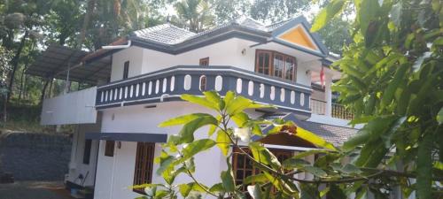 Onamthuruth Casa | Holiday homes in kidangoor kottayam kerala