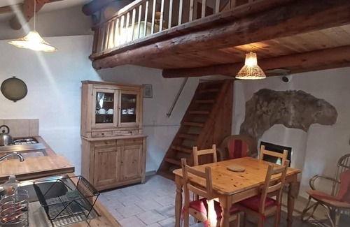 Sillans-la Cascade Casa | Holiday house Sillans la Cascade for 1 - 4 persons with 1 bedroom - Holiday home