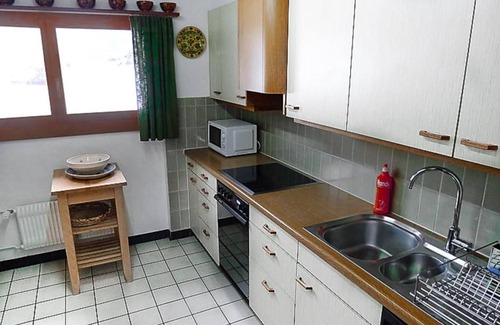 Aeschi bei Spiez Chalet De Esquí | Casa de vacaciones Aeschi b. Spiez para 1 - 16 personas con 6 dormitorios - Casa de vacaciones indep