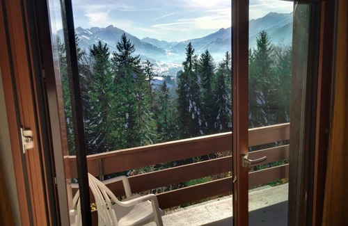 Aeschi bei Spiez Chalet De Esquí | Casa de vacaciones Aeschi b. Spiez para 1 - 16 personas con 6 dormitorios - Casa de vacaciones indep