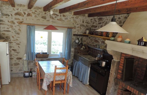 Ars-les-Favets Casa | Casa de vacaciones Ars les Favets para 1 - 8 personas con 3 dormitorios - Casa de vacaciones