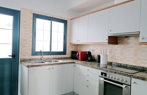 Playa de Arinaga Casa | Holiday house Arinaga for 1 - 8 persons with 4 bedrooms - Row house