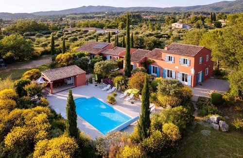 Aups Casa | Casa de vacaciones Aups para 1 - 4 personas con 2 dormitorios - Casa adosada