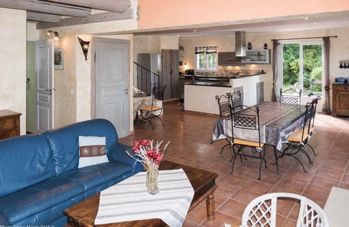 Aups Casa | Casa de vacaciones Aups para 1 - 5 personas con 2 dormitorios - Casa adosada
