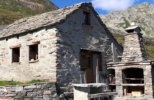 Bosco Gurin Chalet De Esquí | Holiday house Bosco Gurin for 1 - 4 persons with 1 bedroom - Hut