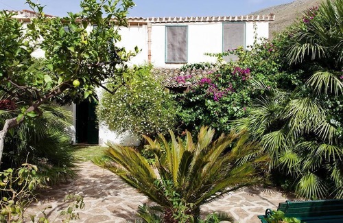 Castelluzzo Casa | Holiday house Castelluzzo for 1 - 5 persons with 3 bedrooms - Holiday house