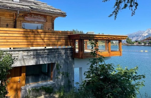 Montana Chalet De Esquí | Holiday house Crans-Montana (Ort) for 1 - 12 persons with 4 bedrooms - Holiday house