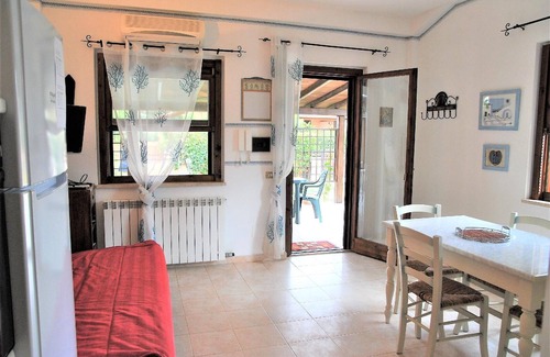Fondi Casa | Casa de vacaciones Fondi para 1 - 6 personas con 3 dormitorios - Casa adosada