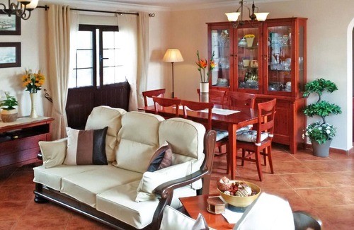 Tindaya Casa | Holiday house La Oliva for 1 - 6 persons with 3 bedrooms - Holiday home
