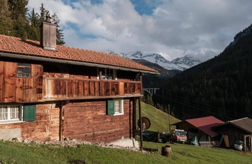 Litziruti Chalet De Esquí | Casa de vacaciones Langwies para 4 - 5 personas con 2 dormitorios - Casa de vacaciones