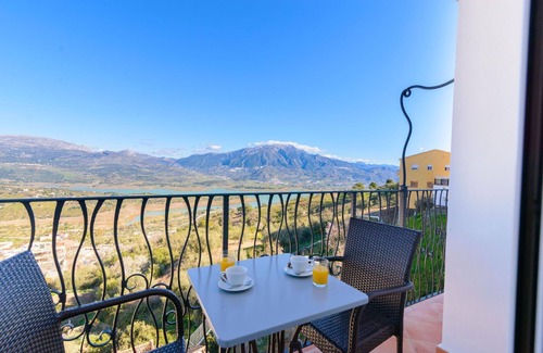 Vinuela Casa | Holiday house Los Romanes for 1 - 20 persons with 8 bedrooms - Holiday house