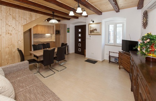 Municipality of Omisalj Casa | Casa de vacaciones **** Nika Omišalj, la isla de Krk, Croacia