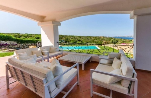 Palau Casa | Holiday house Palau for 1 - 12 persons with 4 bedrooms - Holiday home
