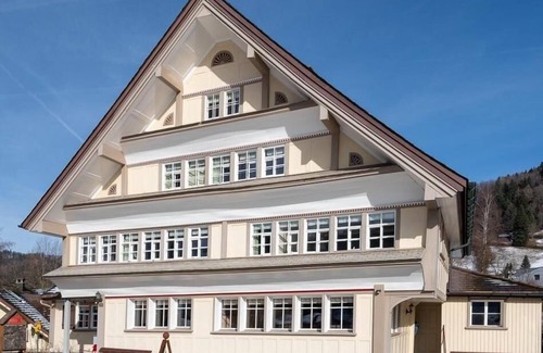 Sankt Peterzell Casa | Casa de vacaciones St. Peterzell para 6 - 7 personas con 4 dormitorios - Casa de vacaciones