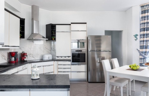Petaloudes Casa | Casa de vacaciones Triánda para 1 - 12 personas con 5 dormitorios - Casa de vacaciones