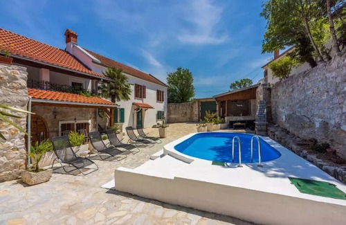 Tribalj Casa | Casa de vacaciones Tribalj para 2 - 10 personas con 5 dormitorios - Casa de vacaciones