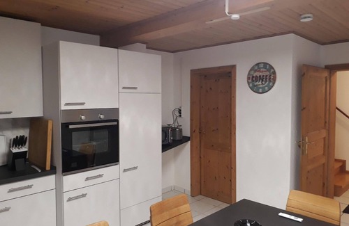 Uerzig Casa | Casa de vacaciones Ürzig para 1 - 10 personas con 4 dormitorios - Casa adosada