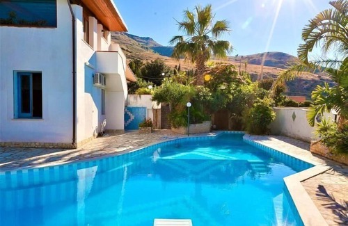 Valderice Casa | Casa de vacaciones Valderice para 1 - 12 personas con 6 dormitorios - Casa de vacaciones