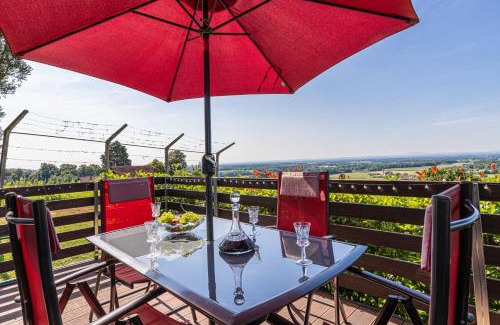 Tisina Apartamento | Holiday house VilAna with Jacuzzi - Happy Rentals