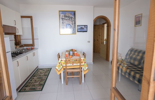 Tonnara di Bonagia Apartamento | Holiday House With Panoramic View, Balcony, Wifi, and Near the Sea