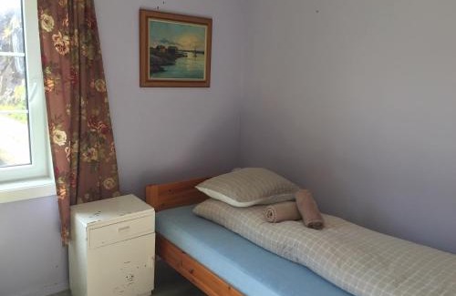 Oksnes Apartamento | Holiday in the former fishing factory Arntzen-brygga