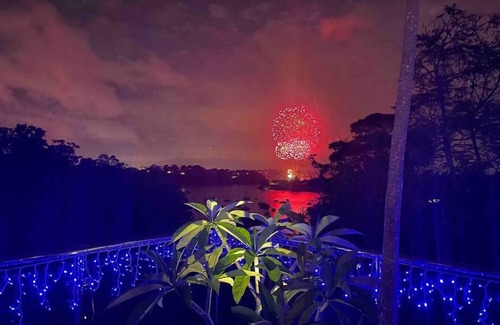 Northwood Casa | Holiday in this beautiful harbourside retreat.
