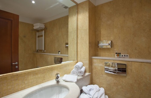 Province of Cagliari Hotel | Holiday Inn Cagliari by IHG