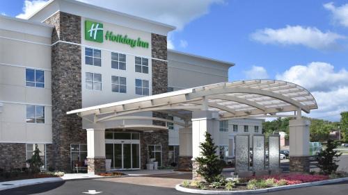 Canton Hotel | Holiday Inn Canton-Belden Village by IHG