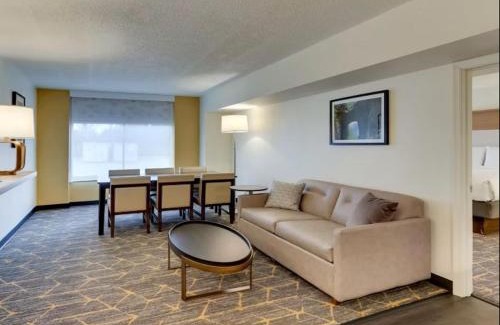 Verona Hotel | Holiday Inn Conference Center